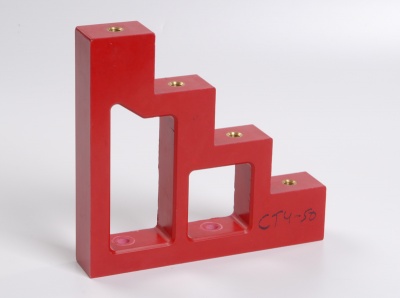 IEK Изолятор ступенчатый ИС4-40 (М8) силовой с болтом YIS11-4-40-B 