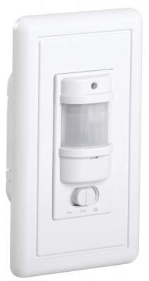 IEK Датчик движения ДД 028 белый, макс. нагрузка 1200Вт, угол обзора 140град., дальность 9м, IP20, LDD12-028-1200-001 