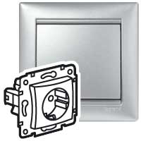 Legrand DIY Valena Алюм Розетка 1-ая с/з 