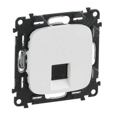 Legrand Valena ALLURE Белый Розетка комп(RJ45) 1-ая 6 кат UTP 753742 