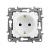 Legrand ETIKA Розетка с заземлением со шторками белая 672222 