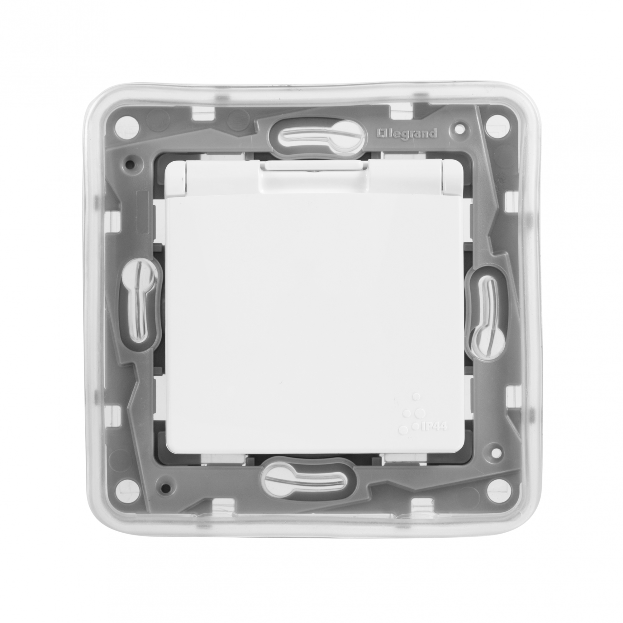 Legrand ETIKA Розетка с заземлением IP44 белая 672232 