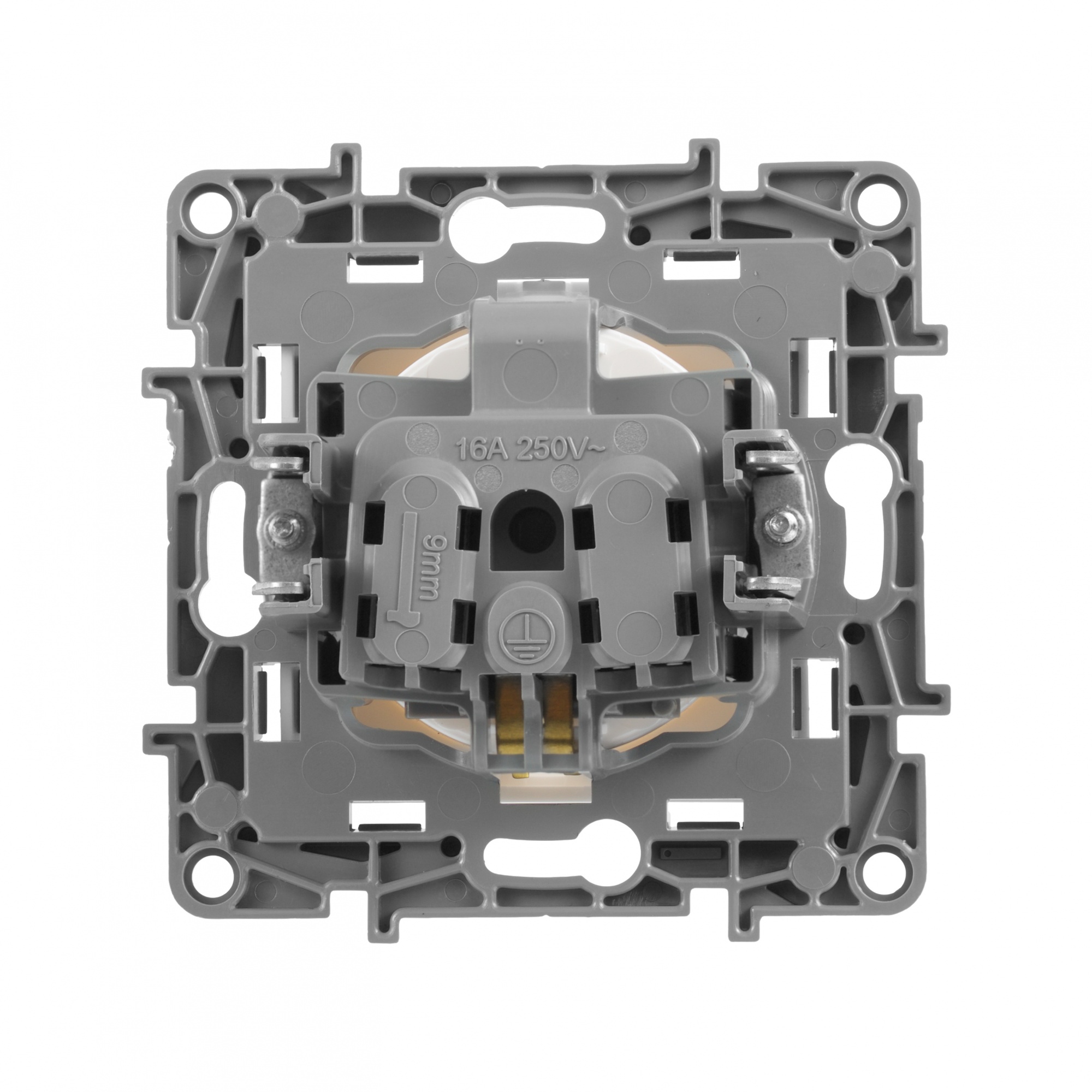 Legrand ETIKA Розетка с заземлением со шторками белая 672222 